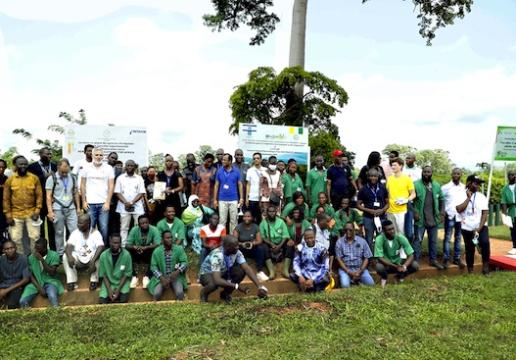 Cote d'Ivoire / Agriculture: une soixantaine de participants à la Cop 15 s'imprègnent à Yamoussoukro de la ferme expérimentale israélienne MASHAV basée sur les systèmes d’irrigation