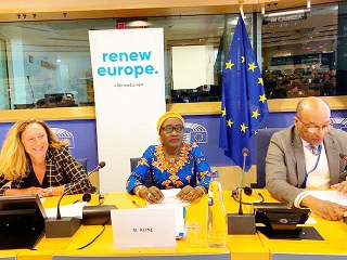 Coopération : la ministre Mariatou Koné participe à un colloque sur les politiques et stratégies éducatives pour l’Afrique à Bruxelles