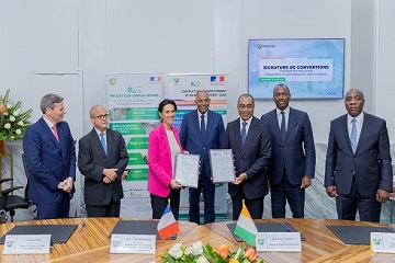Coopération Côte d'Ivoire - France : quatre conventions de financement C2D relatives au Programme Employabilité des jeunes et Préservation des aires protégées signées