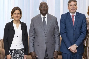 Côte d'Ivoire / Le Vice-Président de la République a échangé avec Mme Esther DUFLO, Prix Nobel d’Economie