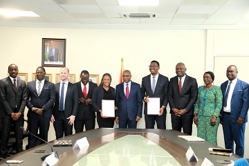 Côte d'Ivoire / Protection sociale : Le ministère de l’Emploi et de la Protection sociale signe un protocole d’accord avec la société Yango-CI pour l’enrôlement de tous ses chauffeurs au RSTI et à la CMU