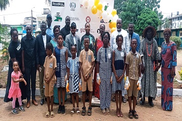 Côte d’Ivoire / Protection de l’Environnement et Promotion d’un cadre sain : l’ONG Solarboss Africa sensibilise les élèves du Groupe Scolaire Château d’Eau de Cocody