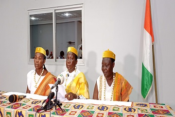 Retrait des partis politiques de la CEI / La Fédération Nationale des Enfants des Rois et Chefs Coutumiers de Côte d’Ivoire fait des propositions : l’intégralité de la Déclaration lue par la Présidente Nationale de la FENERCCCI
